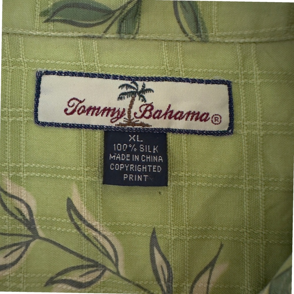 Tommy Bahama Silk Shirt Green Guitar Floral Hawaiian Short Sleeve‎ Button Up XL - Picture 3 of 5
